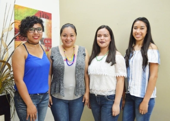 Castillon Flores se reúne con personal de la CFE en PN