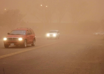 Tormenta de arena deja ocho heridos en Texas