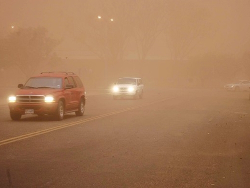 Tormenta de arena deja ocho heridos en Texas