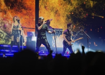 Abuchean a Enrique Iglesias en España