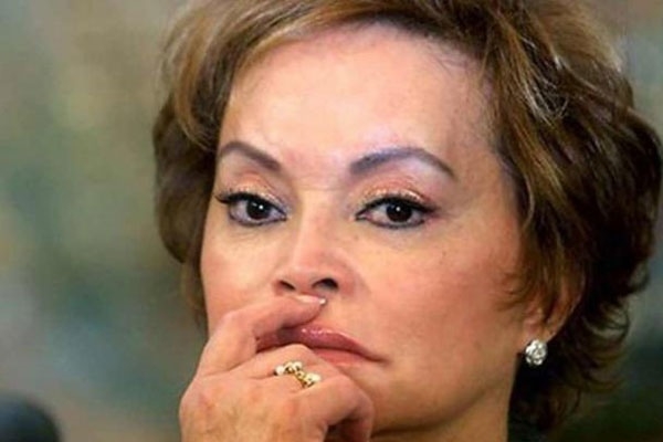 Niegan prisión domiciliaria a Elba Esther