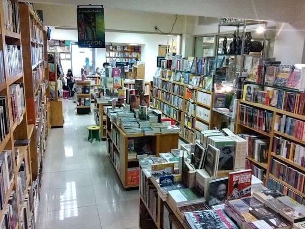 Esperan que librería Educal repunte en temporada vacacional