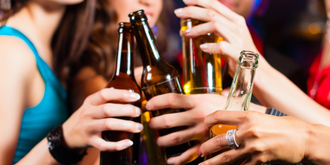 Despenaliza Edomex venta de alcohol a menores