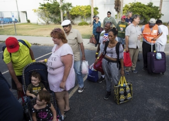 Texas se alista para enfrentar la furia de ‘Harvey’