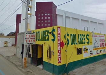 A punta de pistola asaltan casa de cambio
