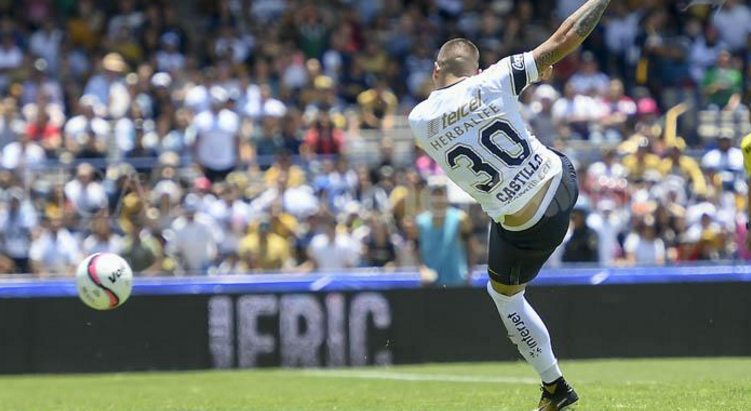 Pumas termina con el invicto de Lobos