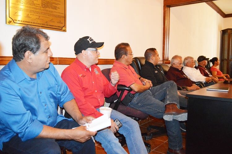 Pide a funcionarios estar preparados para dejar el cargo