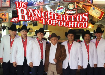 Adultos mayores viajarán a Parras de la Fuente