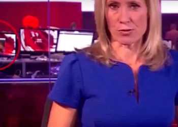Captan escena pornográfica en noticiero de BBC