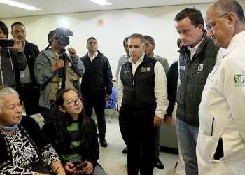 Director general del IMSS supervisó la operación del Centro Médico Nacional “La Raza”, tras el sismo