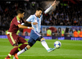 Venezuela arrebata puntos de oro a Argentina