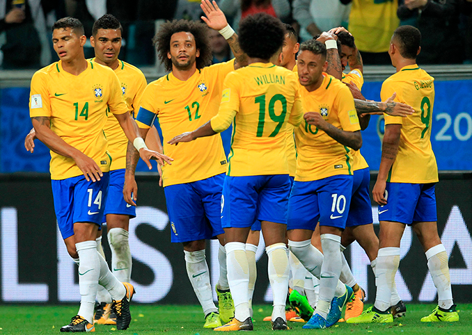 Brasil consolida su liderazgo con victoria sobre Ecuador