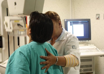 Cáncer de mama primera causa de muerte de la mujer: IMSS