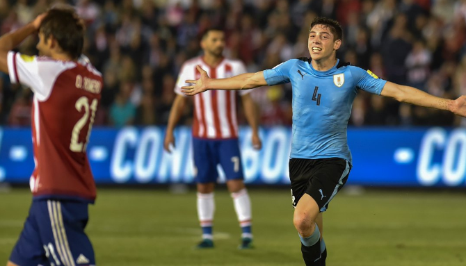 Uruguay vence a Paraguay de visita 2-1 y da un paso gigante
