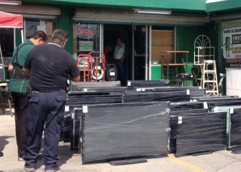 Dueños de objetos asegurados acuden a reclamarlos