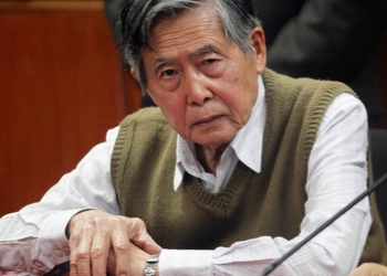 Denuncian que Fujimori esterilizó a 236 mil mujeres