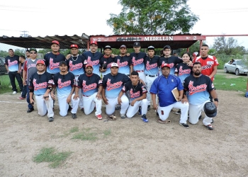 Inicia liga de Béisbol Independiente