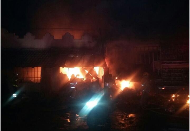 Testigo asegura que camión explotó antes del choque