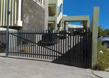 Hombre ingresa al hospital luego de resultar intoxicado en su trabajo