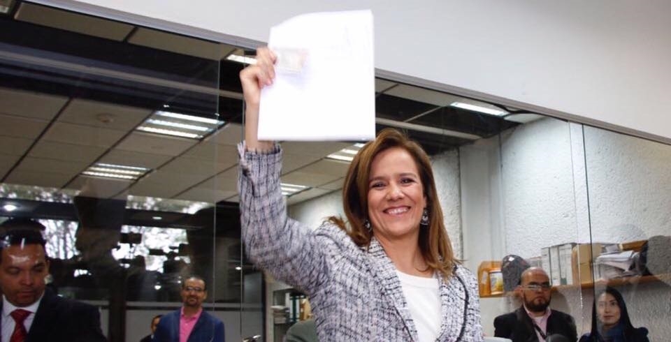 Se registra Margarita Zavala como aspirante independiente a la presidencia
