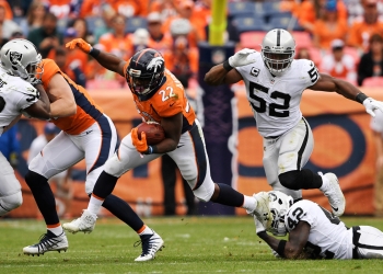 Los Broncos derrotan a los Raiders