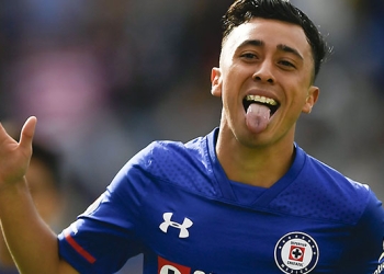 Contundente victoria de Cruz Azul sobre Pumas
