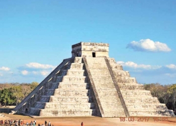 Tiran mito de Kukulkán; serpiente no sube, ni baja