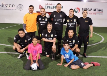 Mavericks golea al equipo de Real del Norte