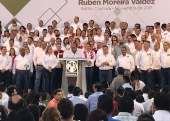 Entrega Rubén Moreira a los priistas su sexto informe