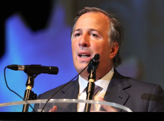 Meade solicitará registro como precandidato del PRI a la Presidencia