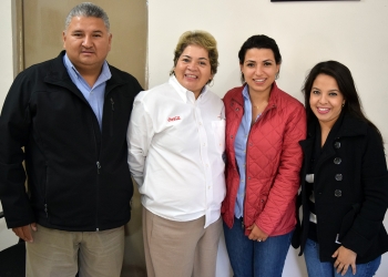 Ofrecerán desfile navideño en Nava