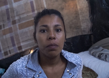 Joven madre solicita apoyo para construir su casa