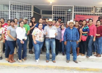 Armando Pérez presenta carta de intención para contender por alcaldía de Morelos