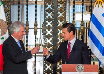 EPN saluda a ‘Presidente de Paraguay’… era de Uruguay