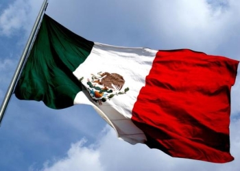 Prohíben uso de la Bandera para promover personas o servicios