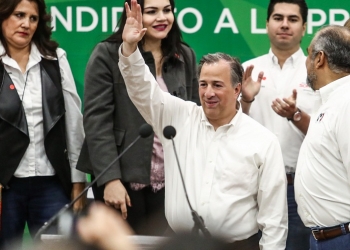 Desplanta Meade a la comuidad LGBT en Nuevo León