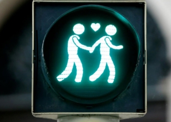 Por error, registran primer enlace gay en Rusia