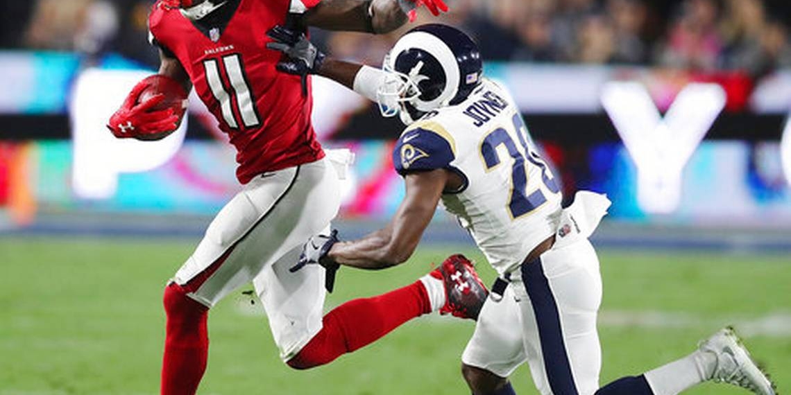 Falcons mantienen su vuelo en Playoffs