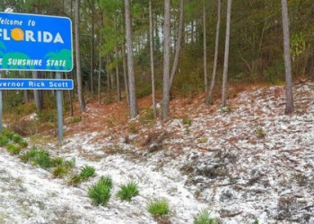 Frío rompe récords en EU y cae nieve en Florida