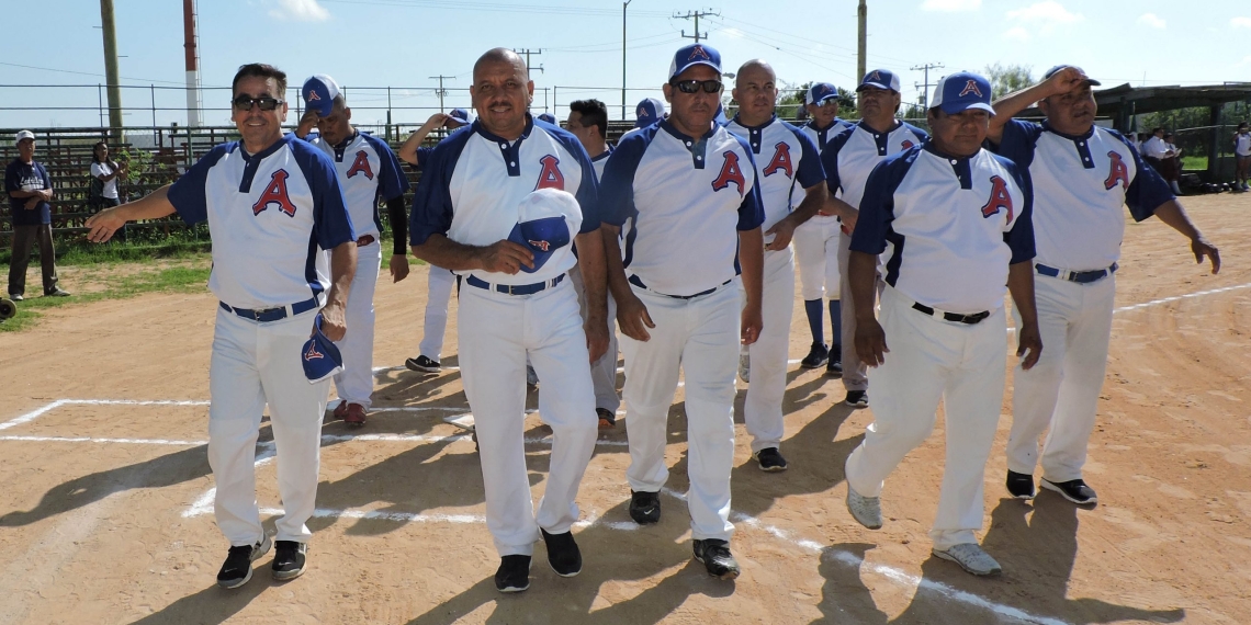 Se acerca la gran final de la liga Mayor de Béisbol de Veteranos