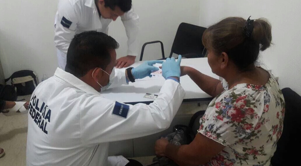 Toman muestras de ADN a familiares de desaparecidos