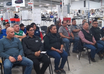 Reconocen la labor de 18 empleados de la empresa Brenamex