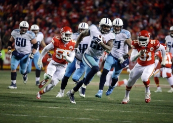 Titans sorprenden a Chiefs en comienzo de los Playoffs