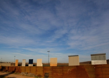 En Austin vetarán a empresas que construyan muro fronterizo