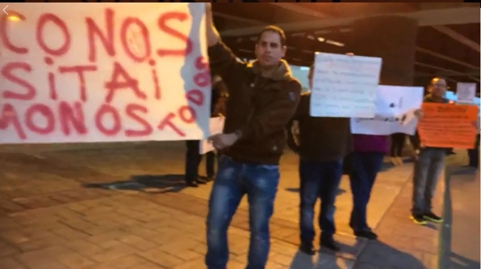 Protestan por alza diaria al precio de la gasolina