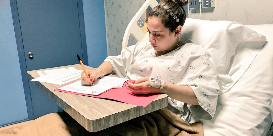 Hospitalizan a alcaldesa por fractura de costilla