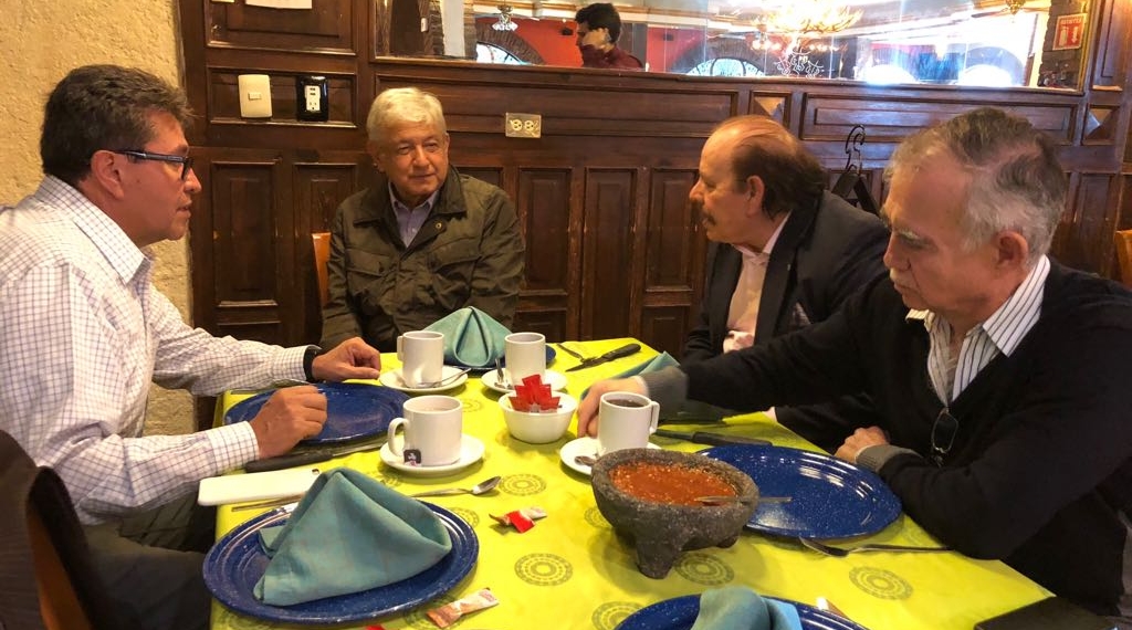 Sostiene AMLO reunión con empresarios coahuilenses