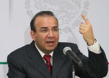 Equipo de Anaya sabía de seguimiento de Cisen a actividades de precandidato Navarrete