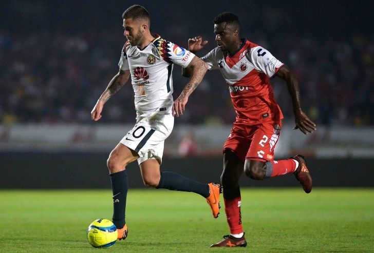 América rescata el invicto al último momento
