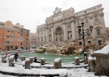 Sorprende nevada en Roma